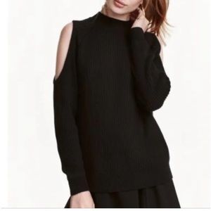 H&M Divided Black Knit Mock Neck Cold Shoulder Sweater. Size: XS